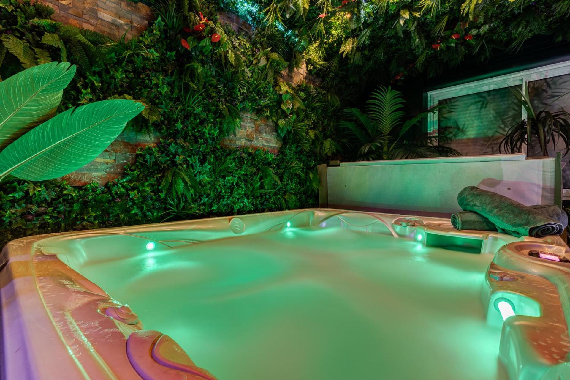 Jungle Love Room Toulouse Exterior photo