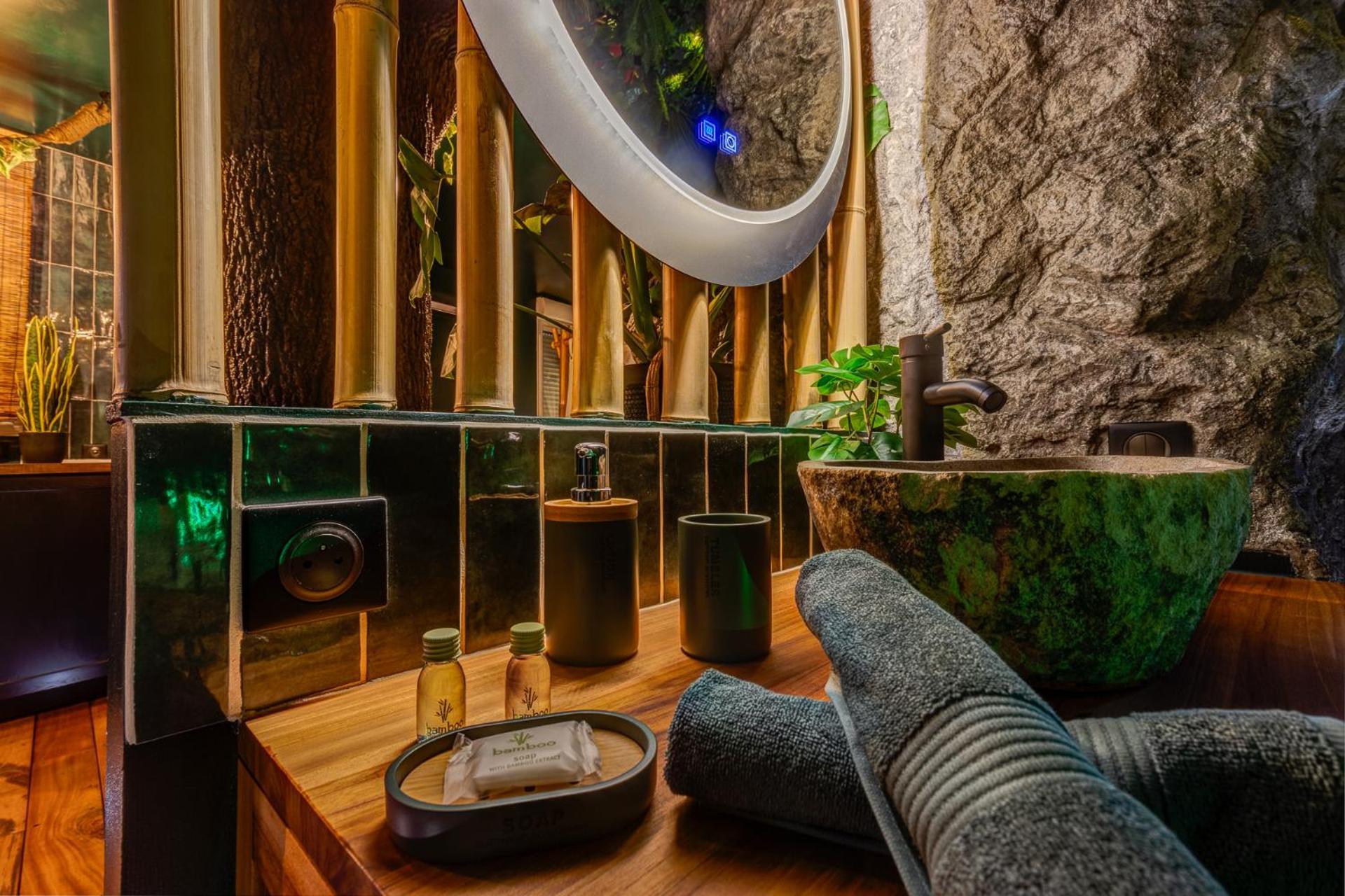 Jungle Love Room Toulouse Exterior photo